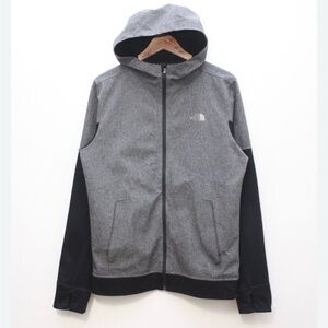 The North Face Men's Two-Tone Performance Jacket